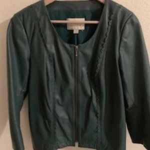 Green 100% leather jacket with scalloped trim details